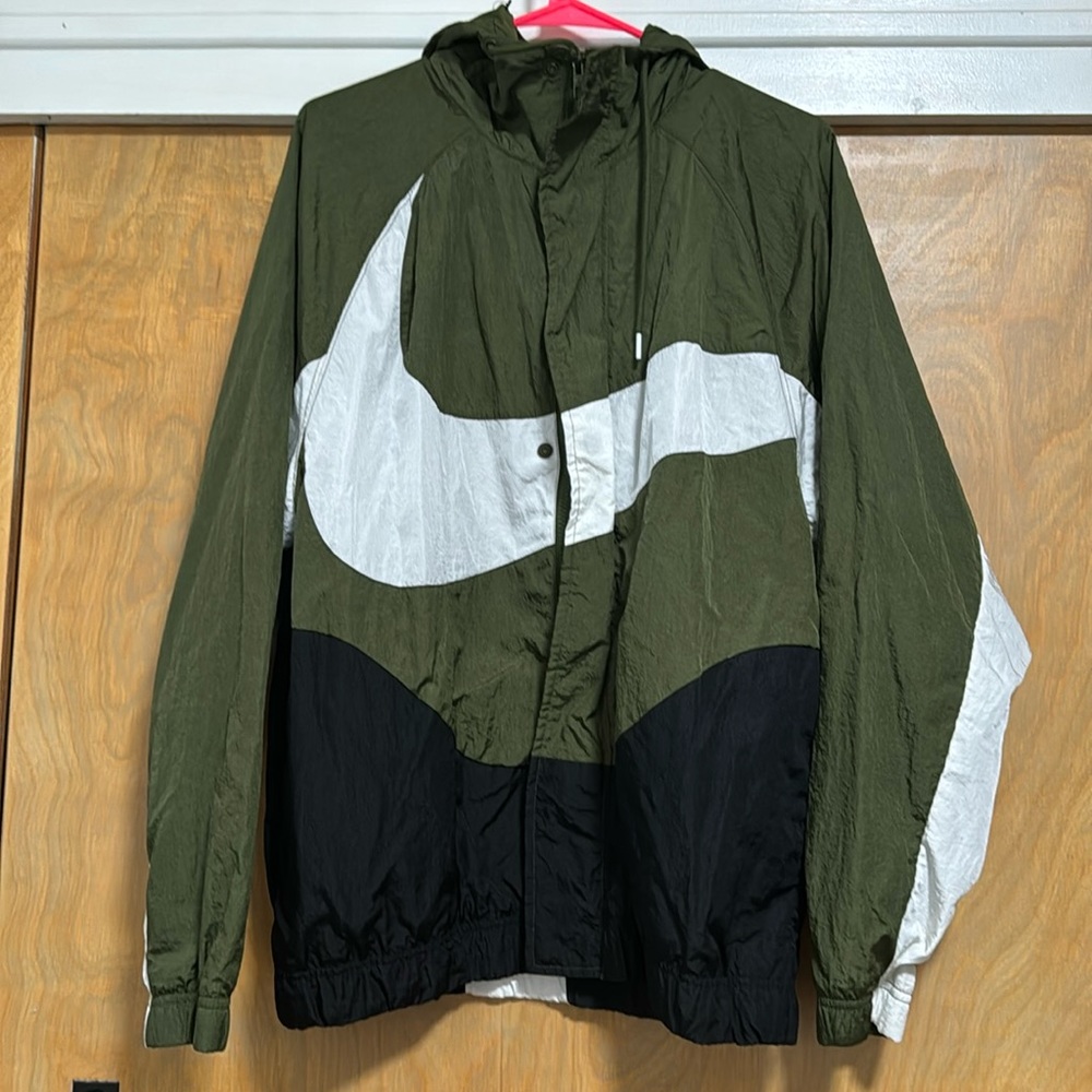 Nike windbreaker